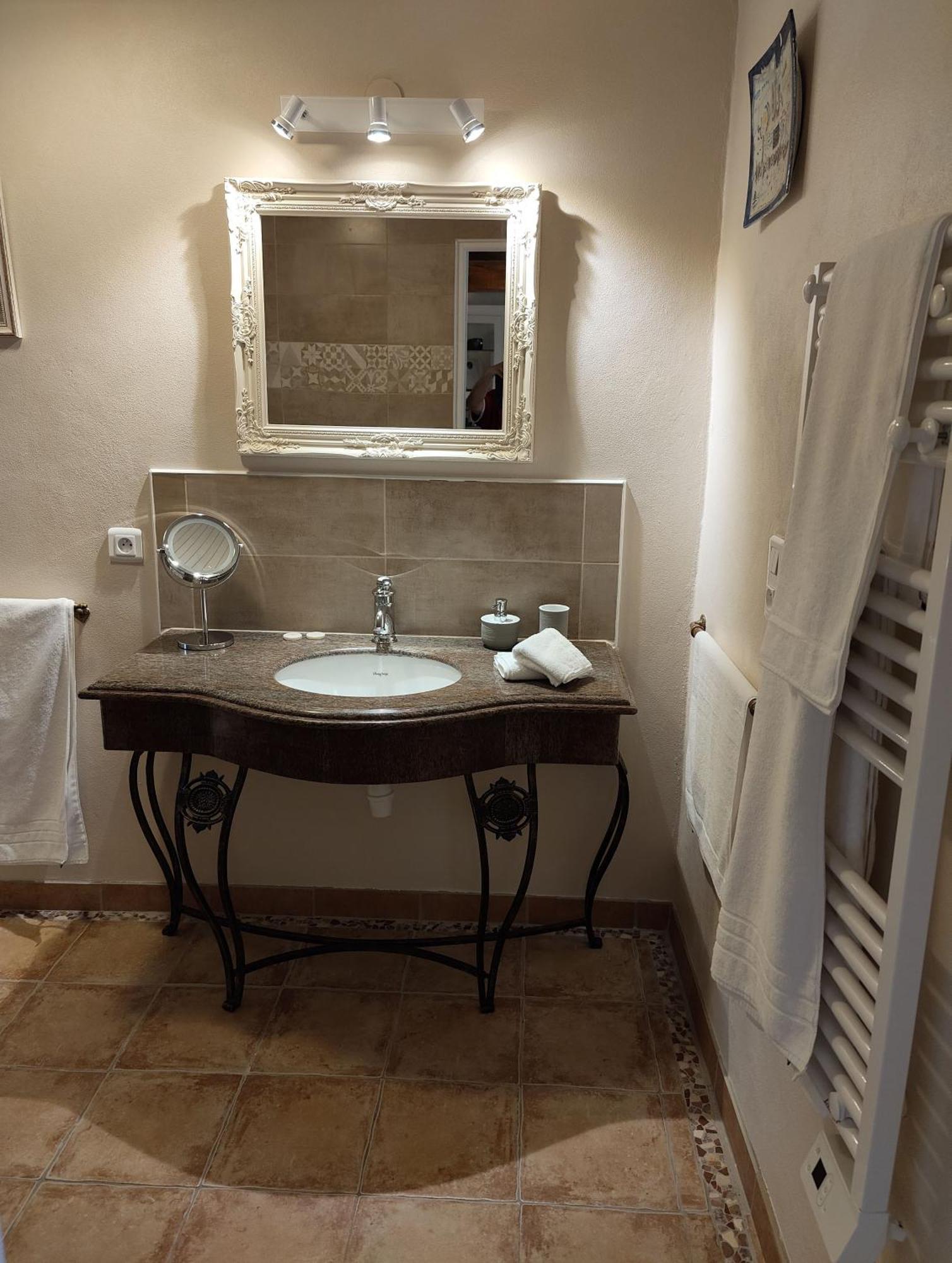 Mas Peu Del Causse Bed & Breakfast Thuir Room photo